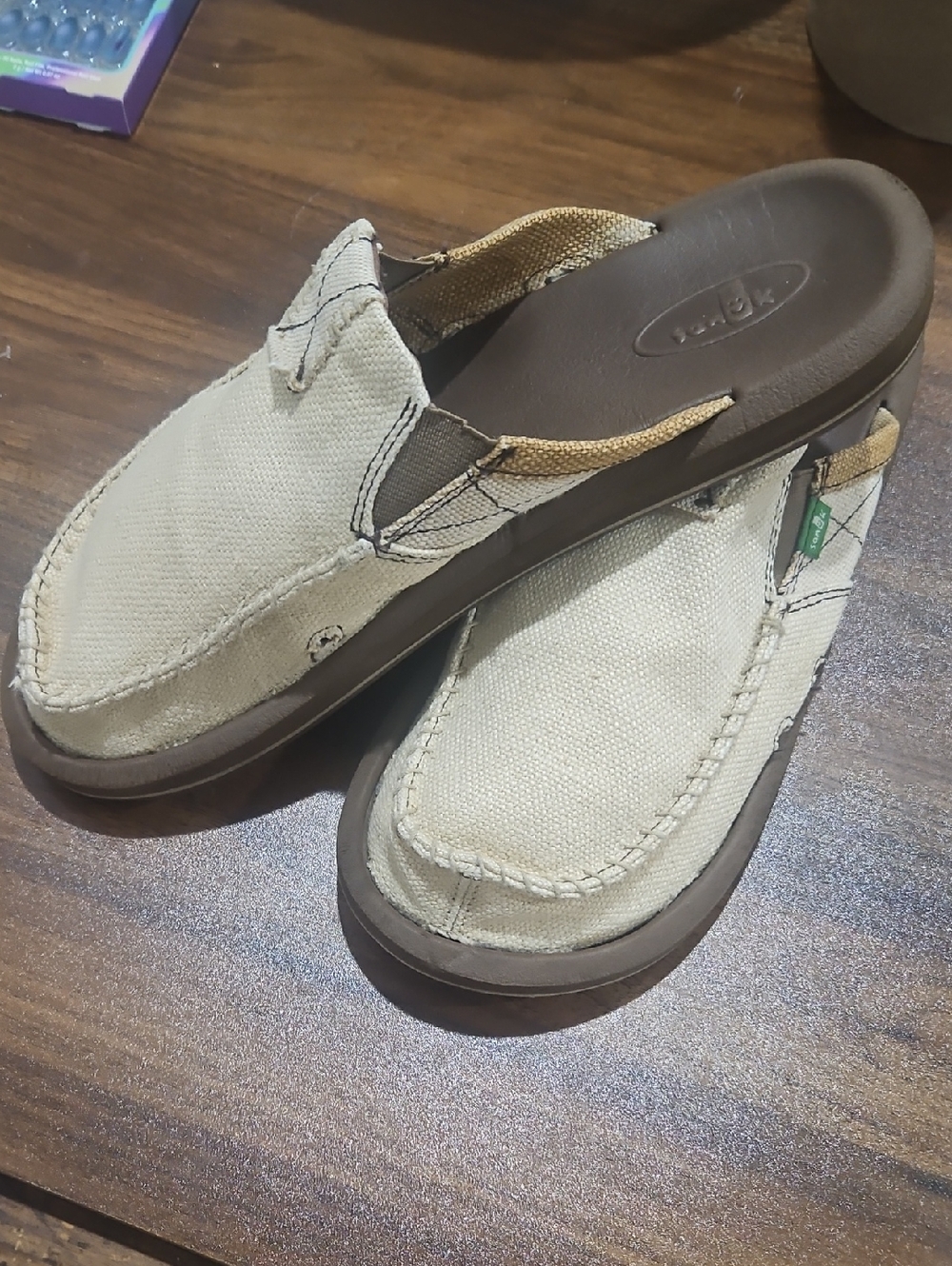 Sanuk Men's Beige Got your back Canvas Slip-On Sandals with Brown Sole size 10